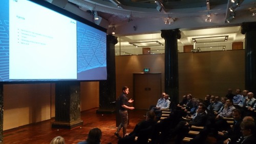 Aleksandar Sørensen-Markovic presenting Blue Arrow 2015 to participants
